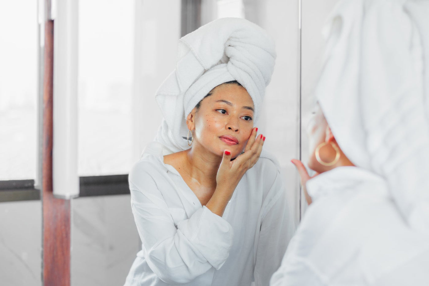 Estrogen Face Cream — Everything You Need to Know and What to Use Instead